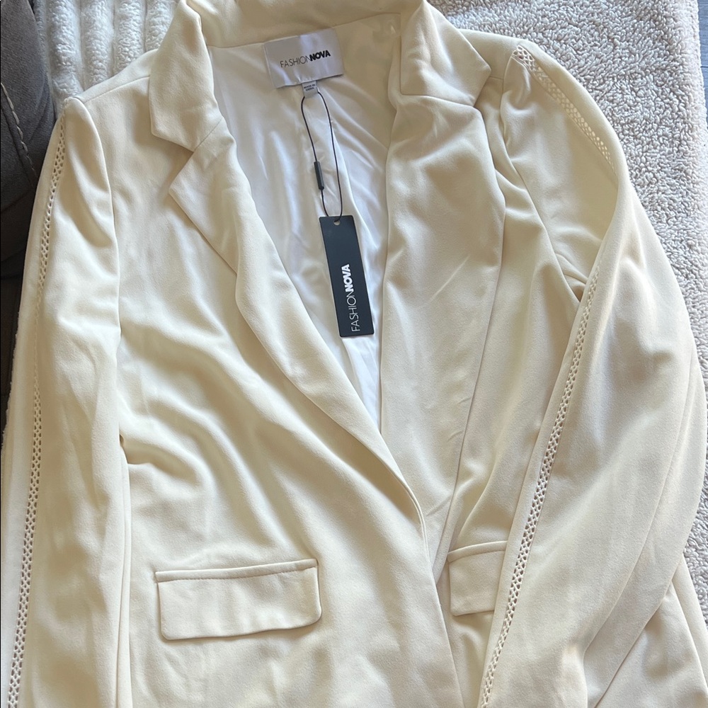 Fashion Nova Elegant Beige Blazer